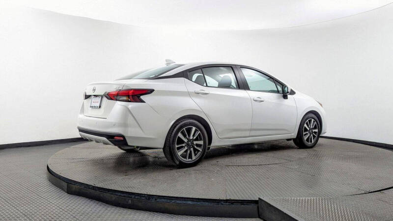 2024 Nissan Versa SV