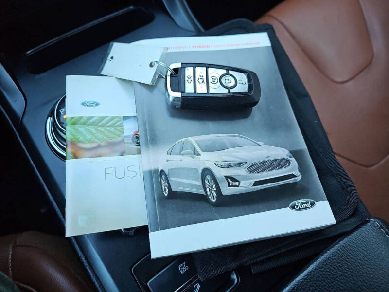 2019 Ford Fusion Hybrid Titanium