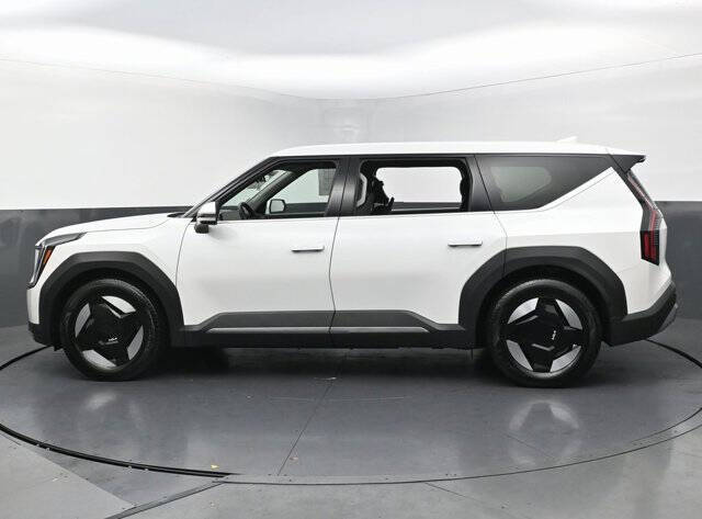2024 Kia EV9 Light