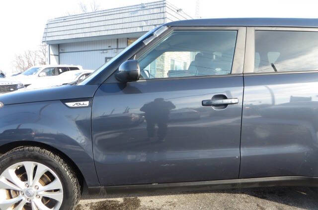 2015 Kia Soul +