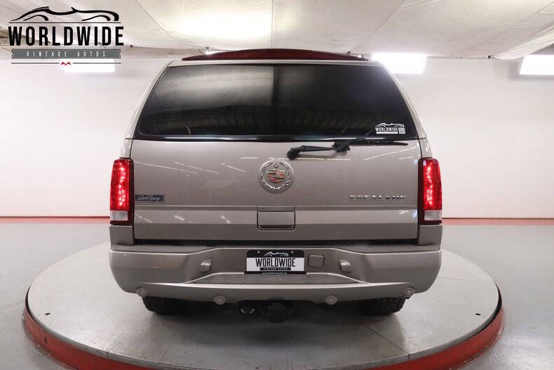 2003 Cadillac Escalade