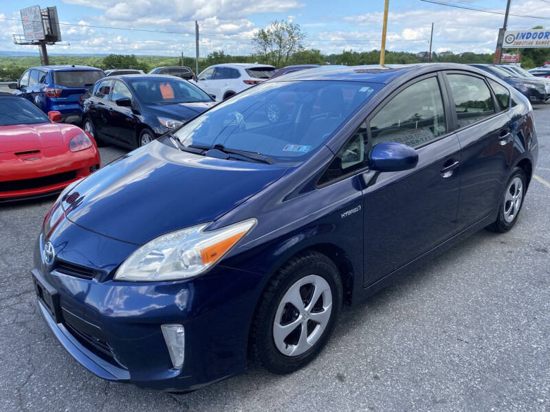 2013 Toyota Prius Two