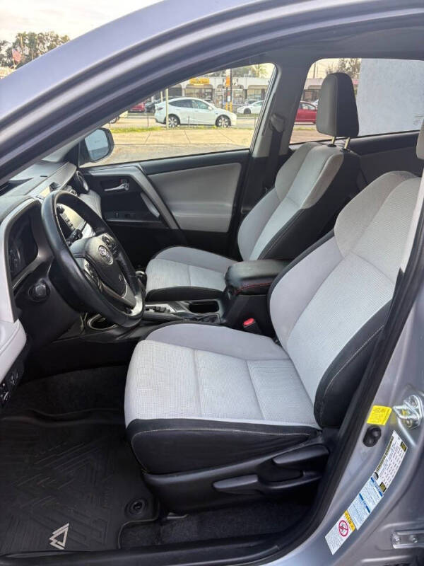 2018 Toyota RAV4 Adventure