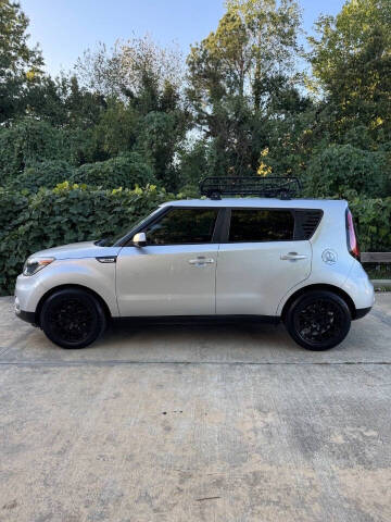 2018 Kia Soul +