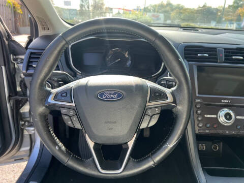2020 Ford Fusion Titanium