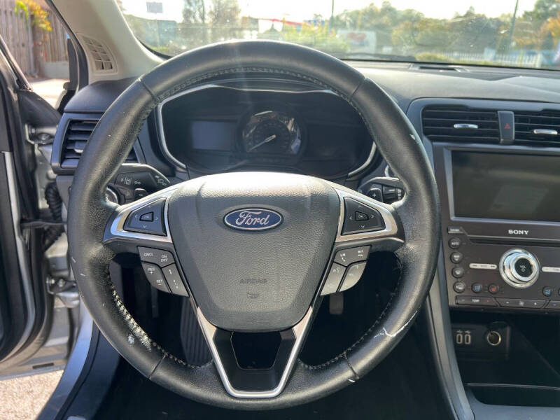 2020 Ford Fusion Titanium