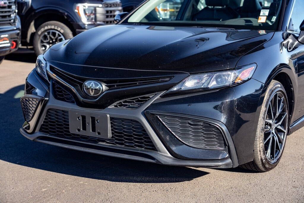 2024 Toyota Camry for sale at Auto Destination in Puyallup, WA