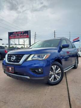2019 Nissan Pathfinder for sale at AMT AUTO SALES LLC in Houston TX