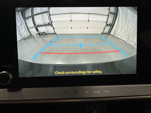 2025 Toyota Prius XLE