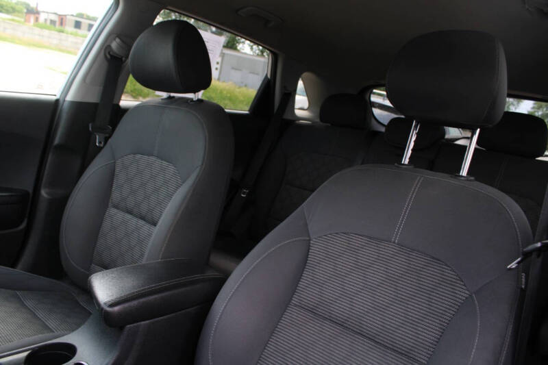 2018 Kia Niro FE