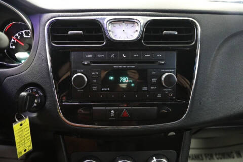 2012 Chrysler 200 Touring