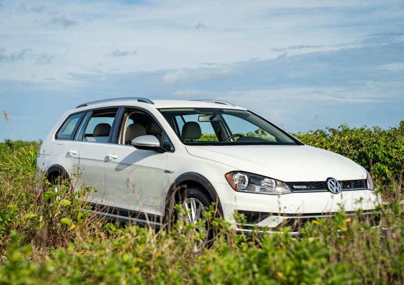2017 Volkswagen Golf Alltrack TSI S 4Motion