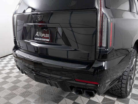 2025 Cadillac Escalade-V