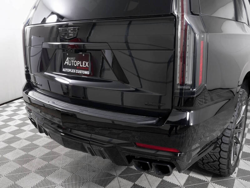 2025 Cadillac Escalade-V