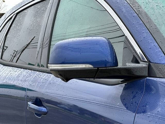 2025 VinFast VF8 Plus