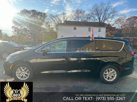 2024 Chrysler Pacifica Touring L