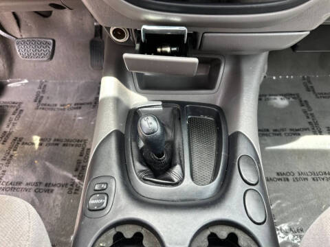 2003 Toyota Sequoia SR5