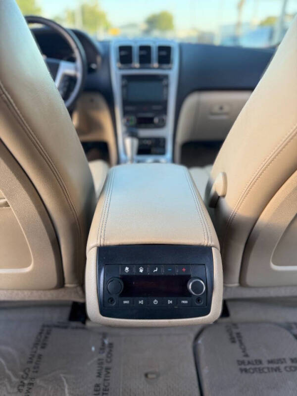 2011 GMC Acadia SLT-1