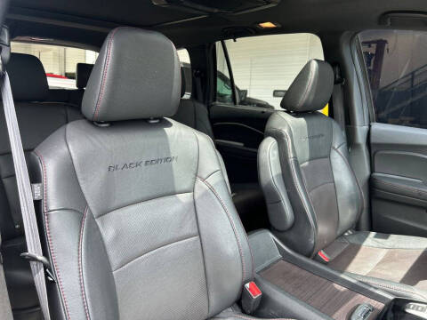 2022 Honda Pilot Black Edition