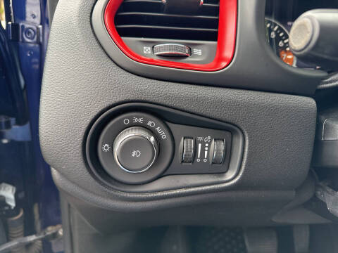 2017 Jeep Renegade Trailhawk