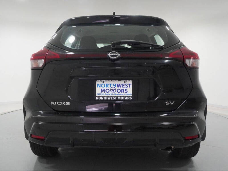 2023 Nissan Kicks SV