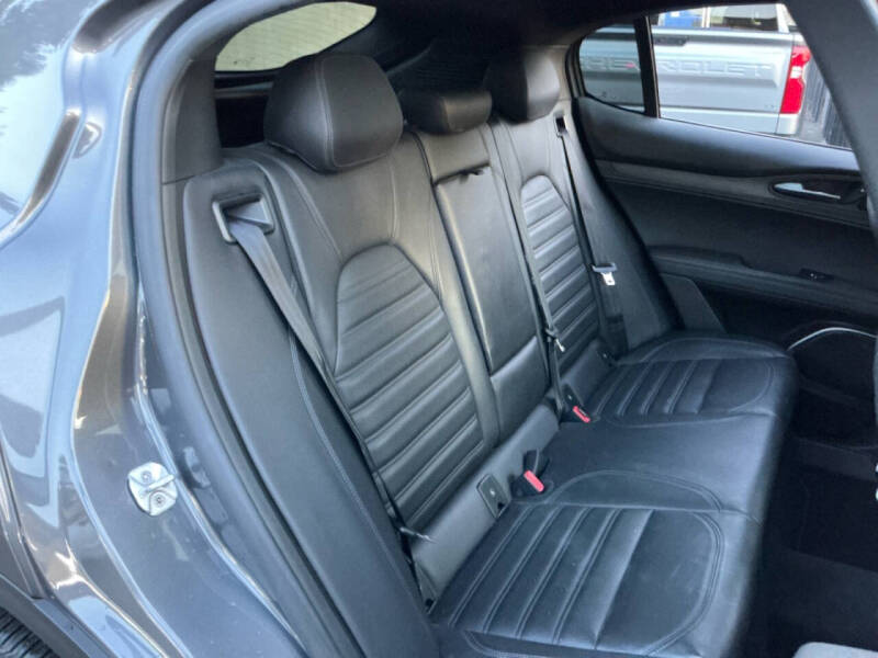 2018 Alfa Romeo Stelvio Ti Sport