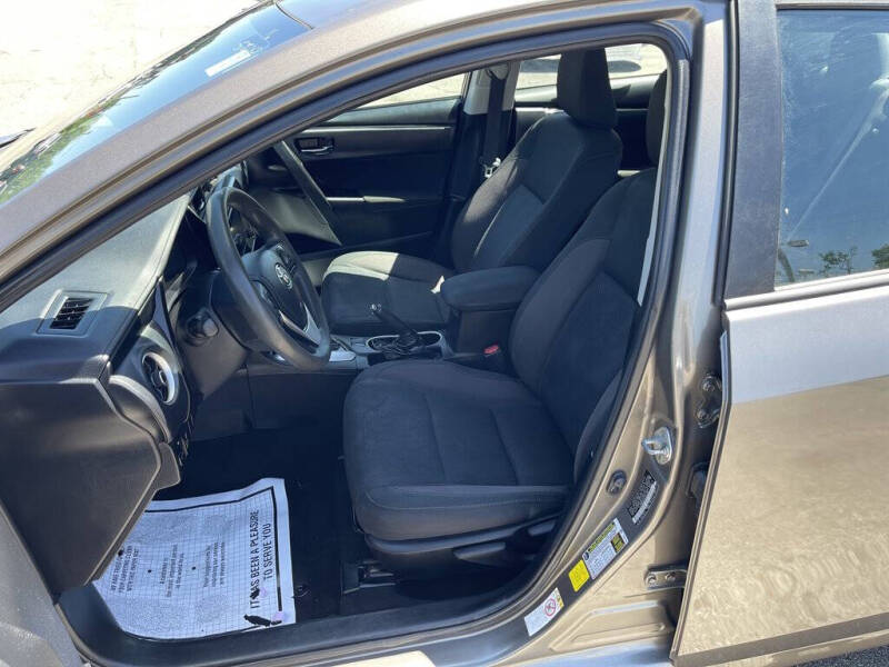 2019 Toyota Corolla LE