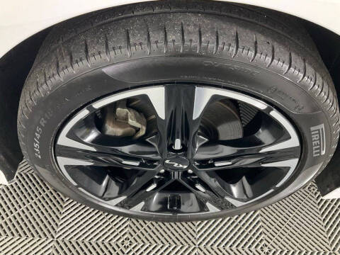 2023 Kia K5