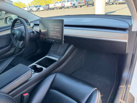 2022 Tesla Model 3 Performance