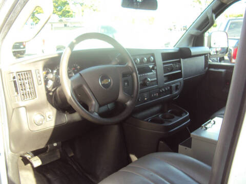 2017 Chevrolet Express 2500