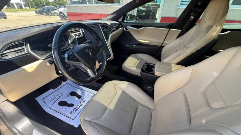 2015 Tesla Model S
