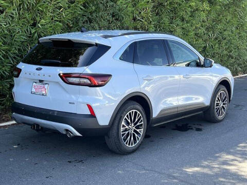 2025 Ford Escape Plug-In Hybrid PHEV