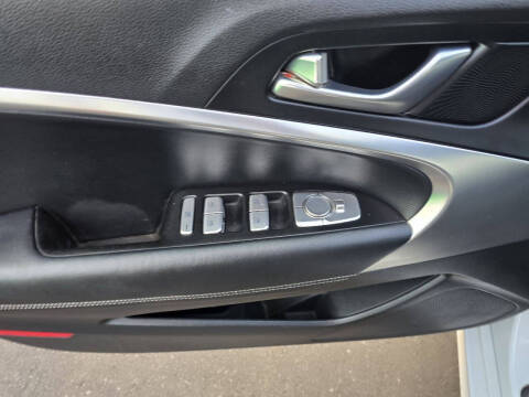 2020 Genesis G70 2.0T