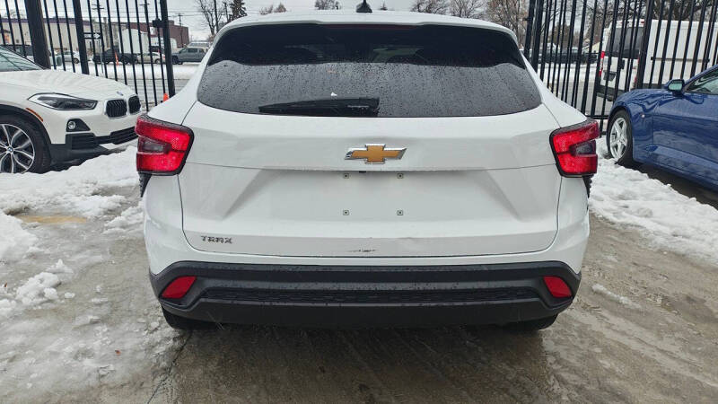 2024 Chevrolet Trax LS