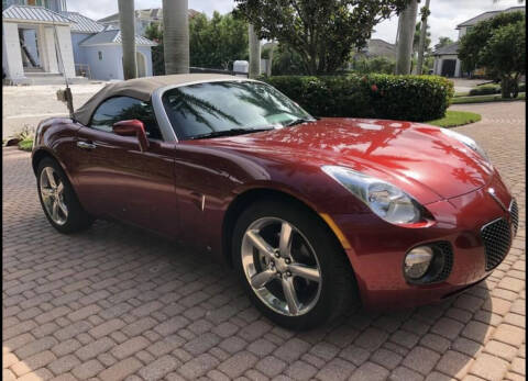 2009 Pontiac Solstice for sale at Car Planet in Troy MI