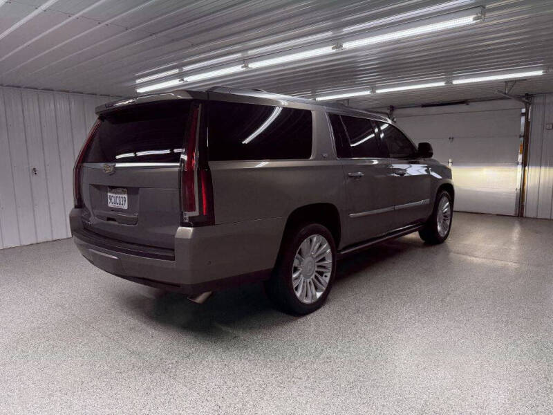 2018 Cadillac Escalade ESV Platinum