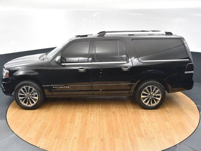 2017 Lincoln Navigator L Select