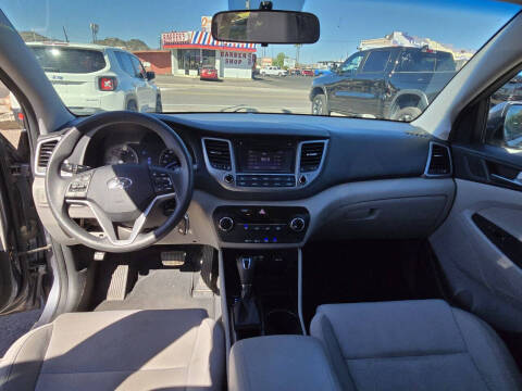 2017 Hyundai Tucson SE