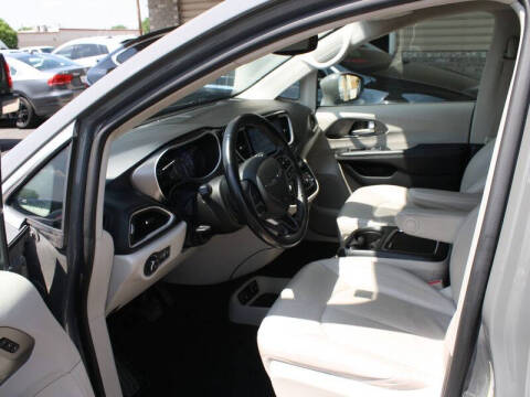 2021 Chrysler Pacifica Touring L