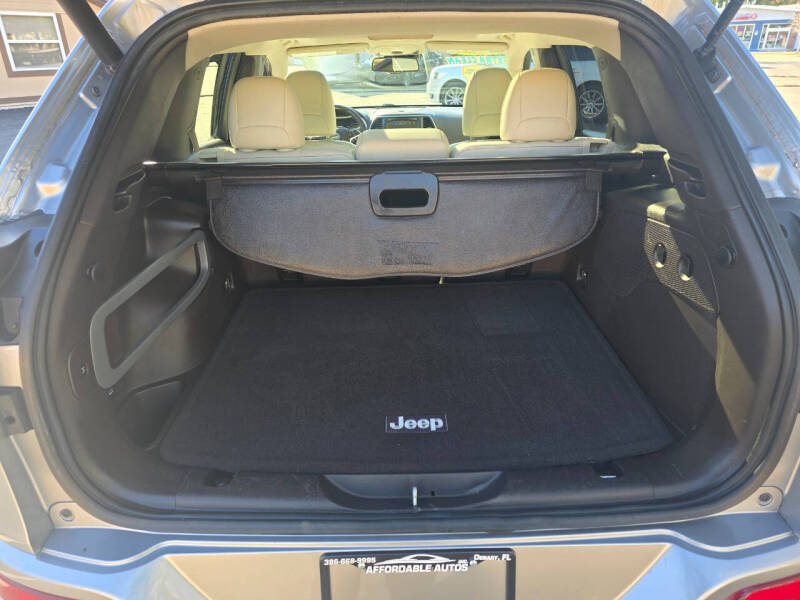 2016 Jeep Cherokee Overland