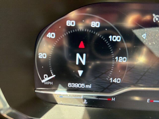 2022 GMC Yukon XL SLE