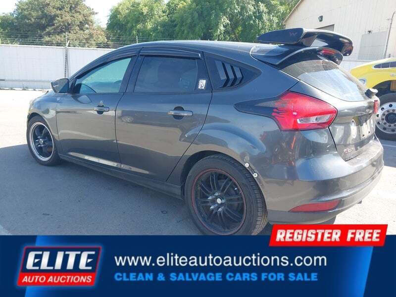 2015 Ford Focus SE