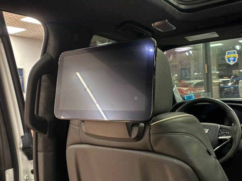 2023 Cadillac Escalade-V ESV