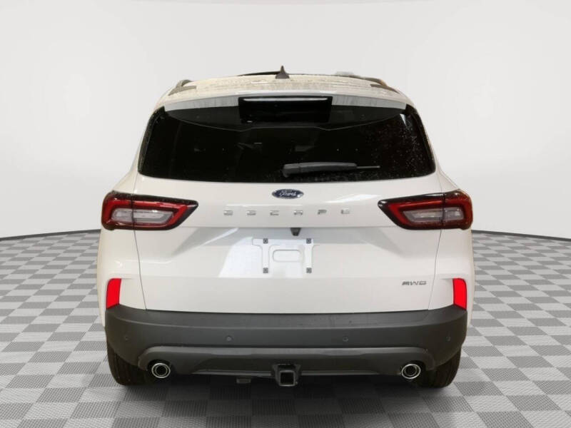 2026 Ford Escape ST-Line Select