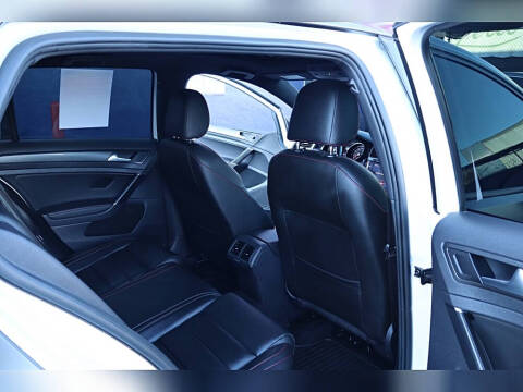 2021 Volkswagen Golf GTI Autobahn