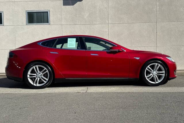 2016 Tesla Model S 85D