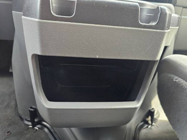 2011 Ford E-Series E-350 SD XLT