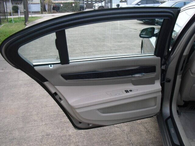 2009 BMW 7 Series 750Li