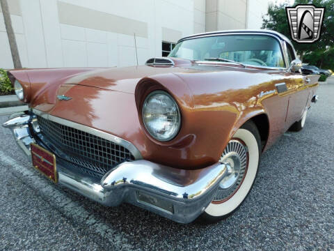 1957 Ford Thunderbird