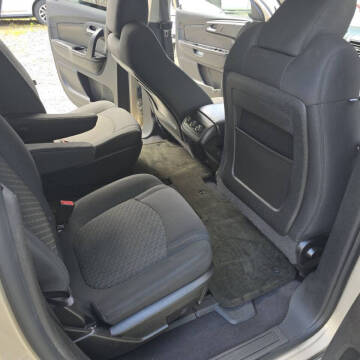 2011 Chevrolet Traverse LT